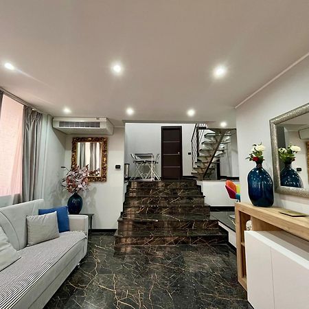Delizioso Appartamento โรม ภายนอก รูปภาพ
