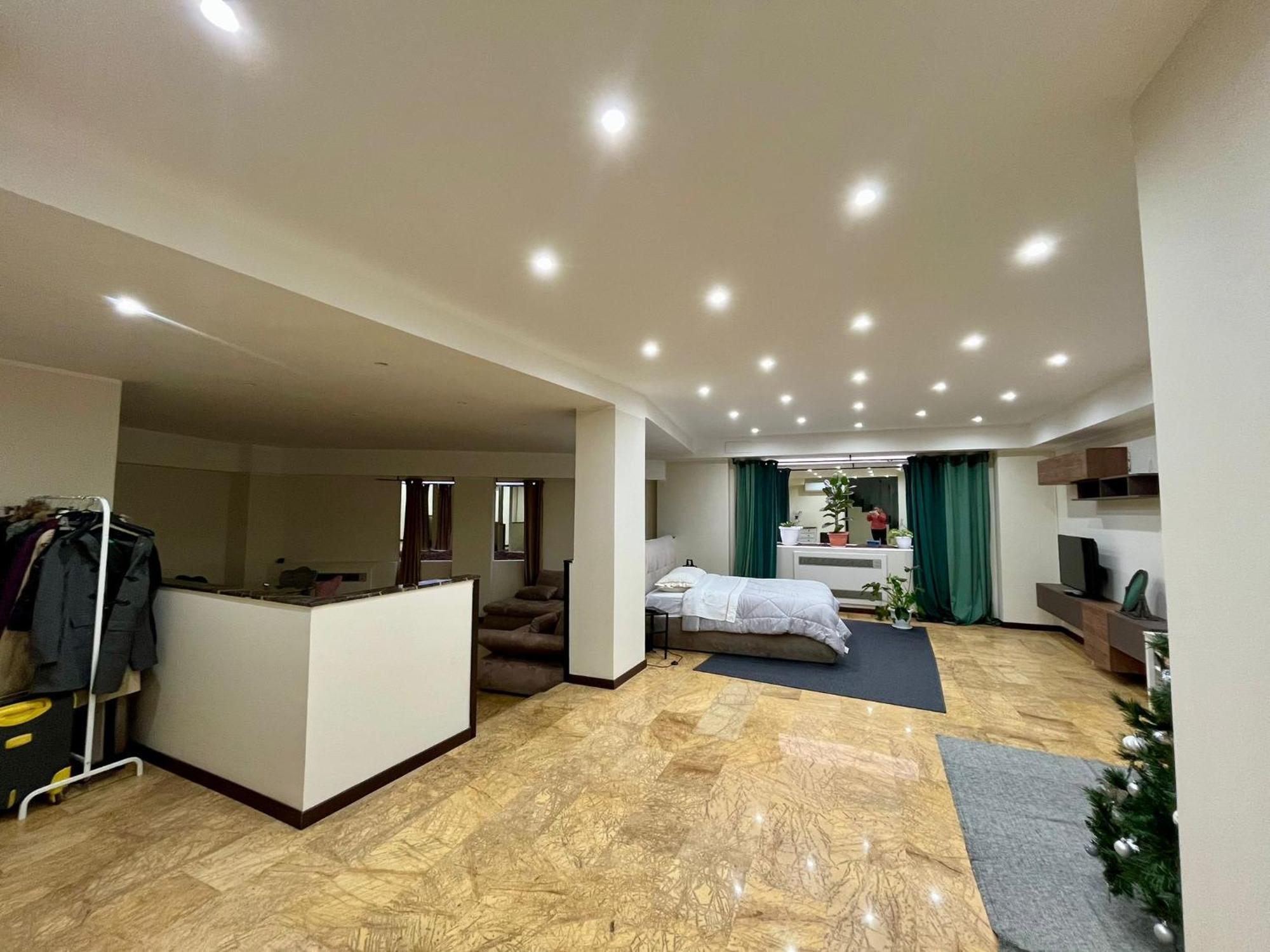 Delizioso Appartamento โรม ภายนอก รูปภาพ